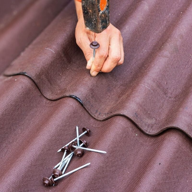 The Difference Between Roof Repair and Replacement